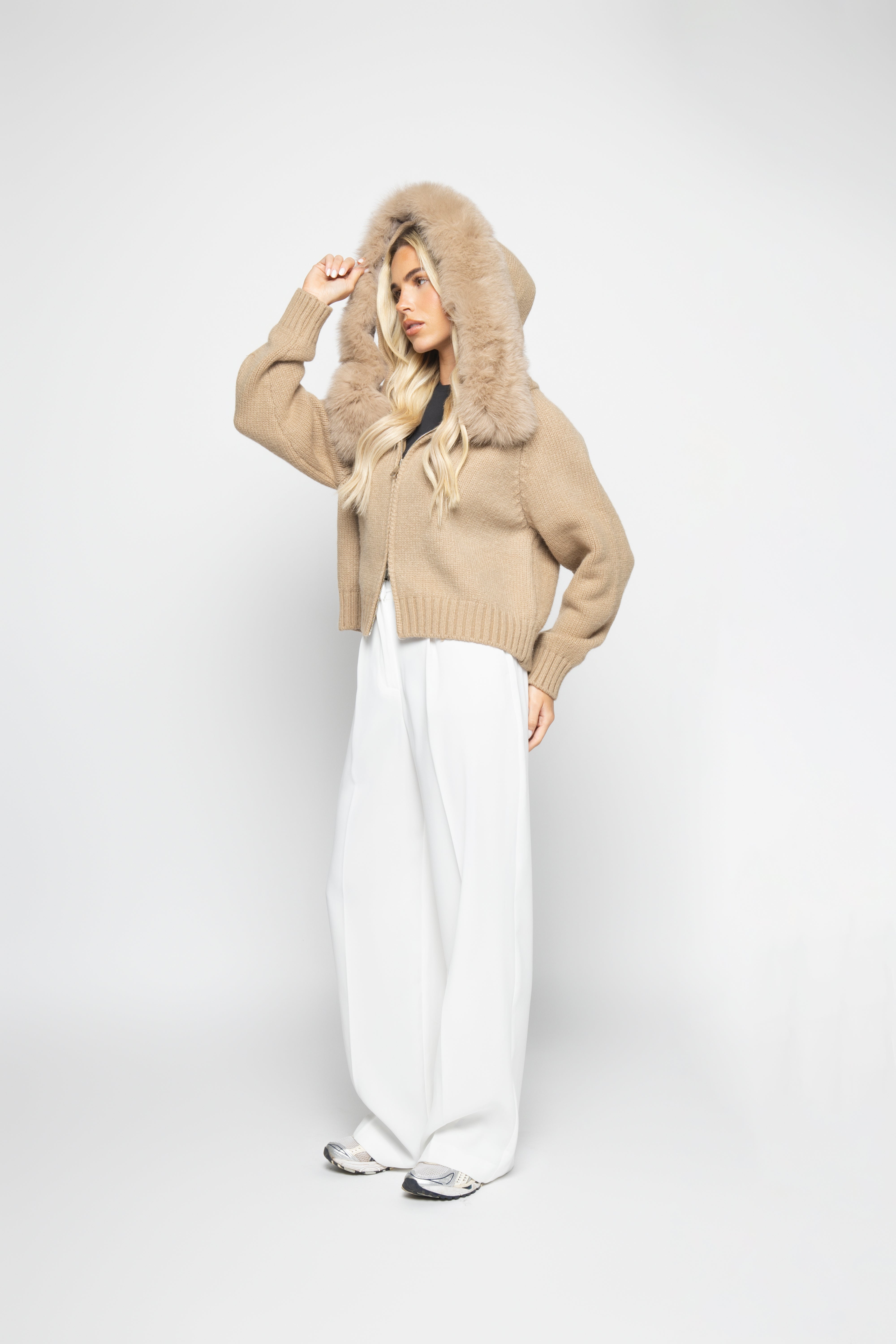 Velvet Cardigan - Beige