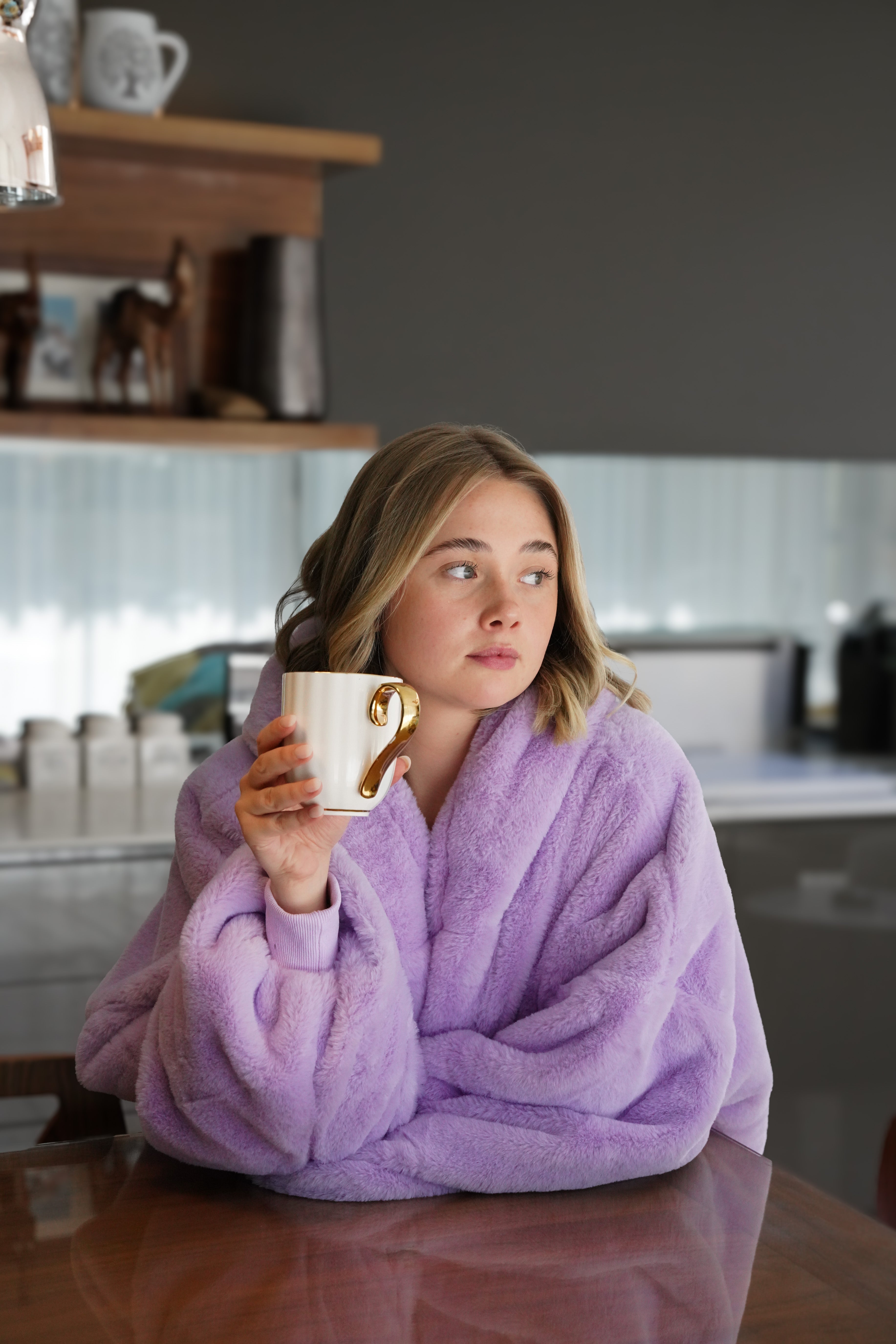 Oversized Hoodie Blanket Smoothie
